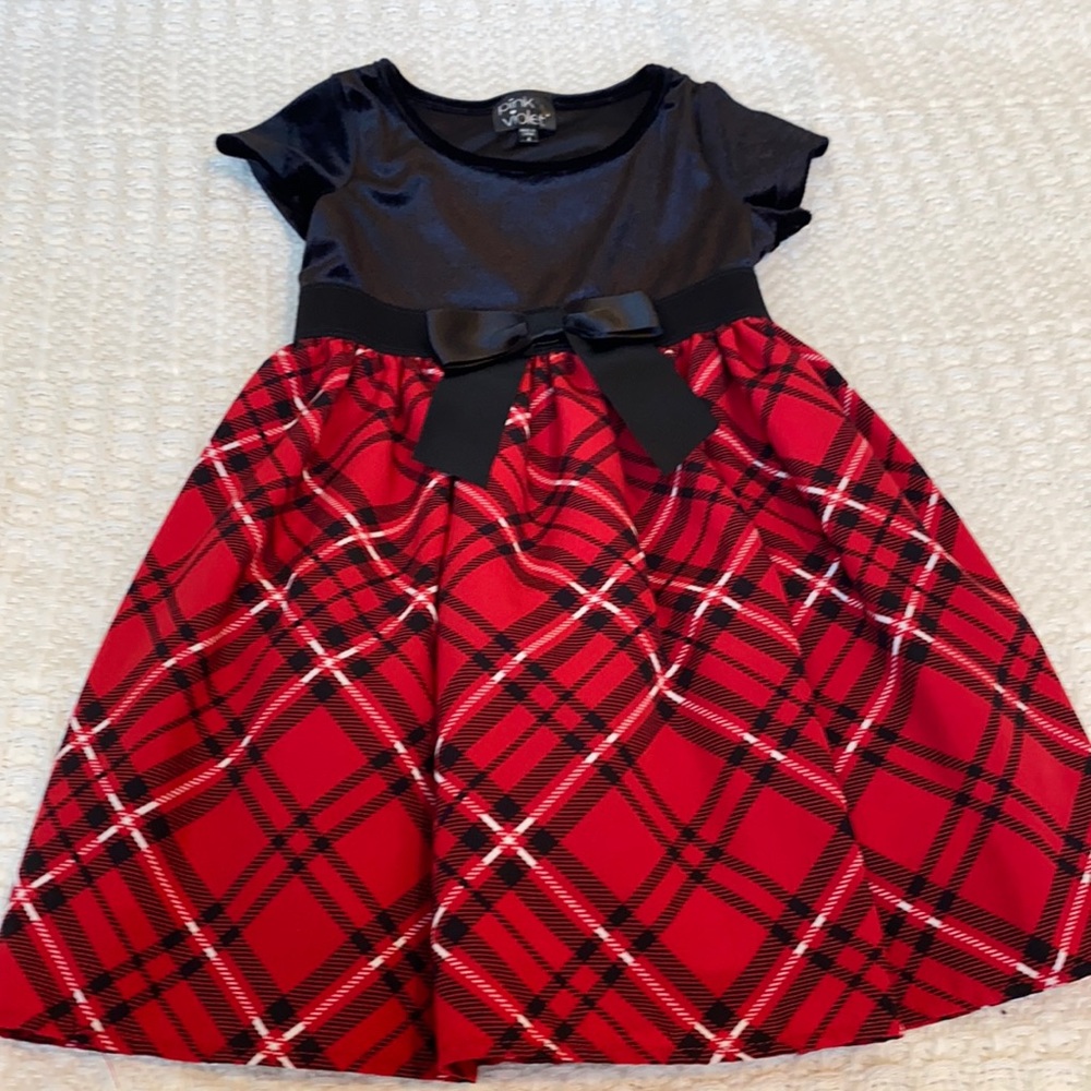 HOLIDAY dress